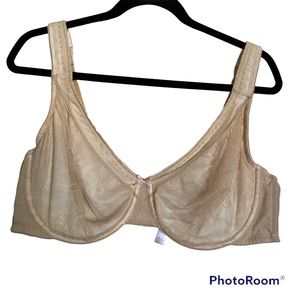 Cacique Cream Lace Floral underwire Bra